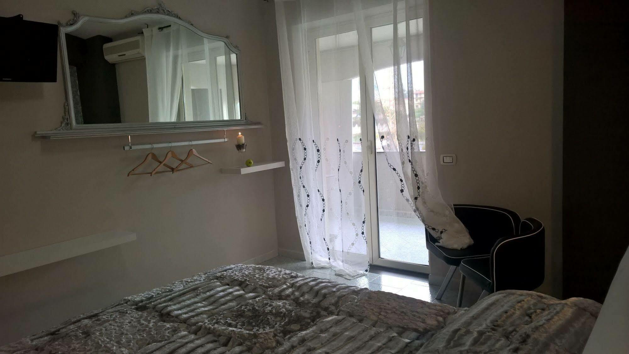 Pompei Boutique Inn Экстерьер фото